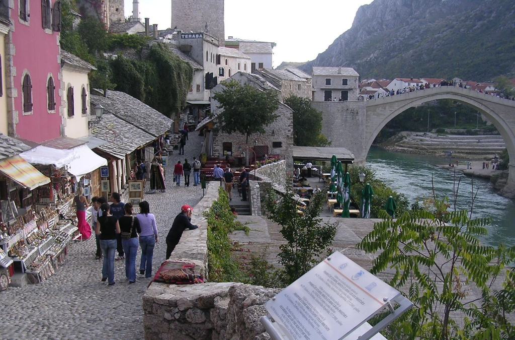 Towards the Old Bridge
